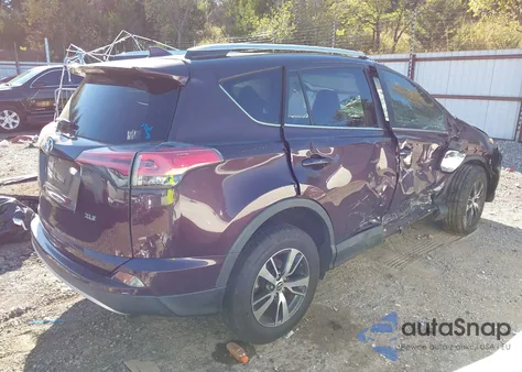 2016 Toyota Rav4 Xle z USA, uszkodzony, nr VIN 2T3WFREV7GW280698